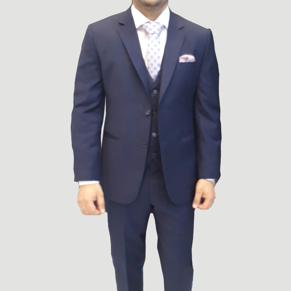 https://suitsandshirts.ae/storage/2017/06/tailor-made-suits-in-dubai.jpg
