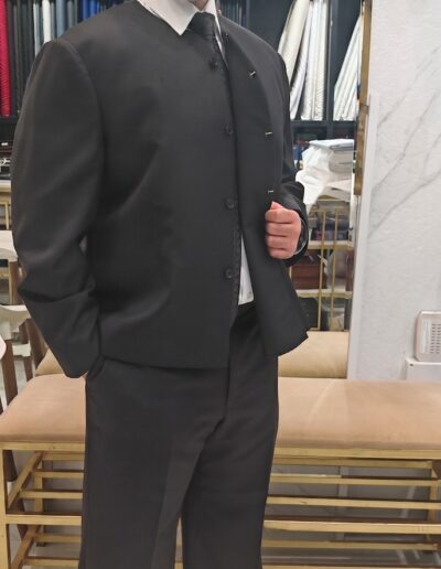 Custom fit 2-piece suit in light grey, tailored in Dubai.